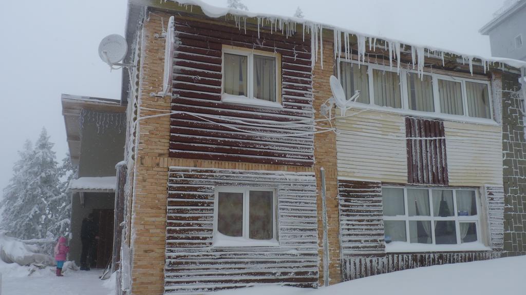 Cabana Telescaun Hotel Petroşani Buitenkant foto